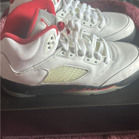 Jordan 5 retro fire red sliver tonuge - Picture 2 of 4